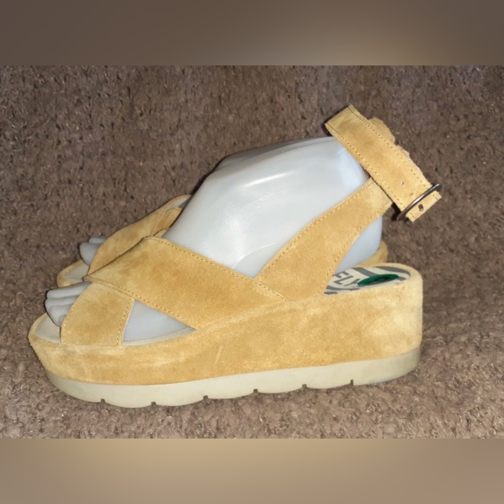 FLY LONDON-Bite Wedge Sandals-Suede Honey